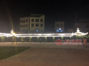 信宜玉都風情網 隨拍旺同竹林夜色好久沒去玩過,前晚去逛了一圈,比520水災前規(guī)模更大了,隨手拍下旺同竹林夜色一角 趁國慶假期,約上幾個小伙伴們走起吧 ...